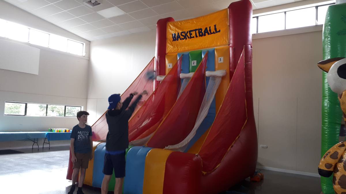 Carnival Game Basketball for hire